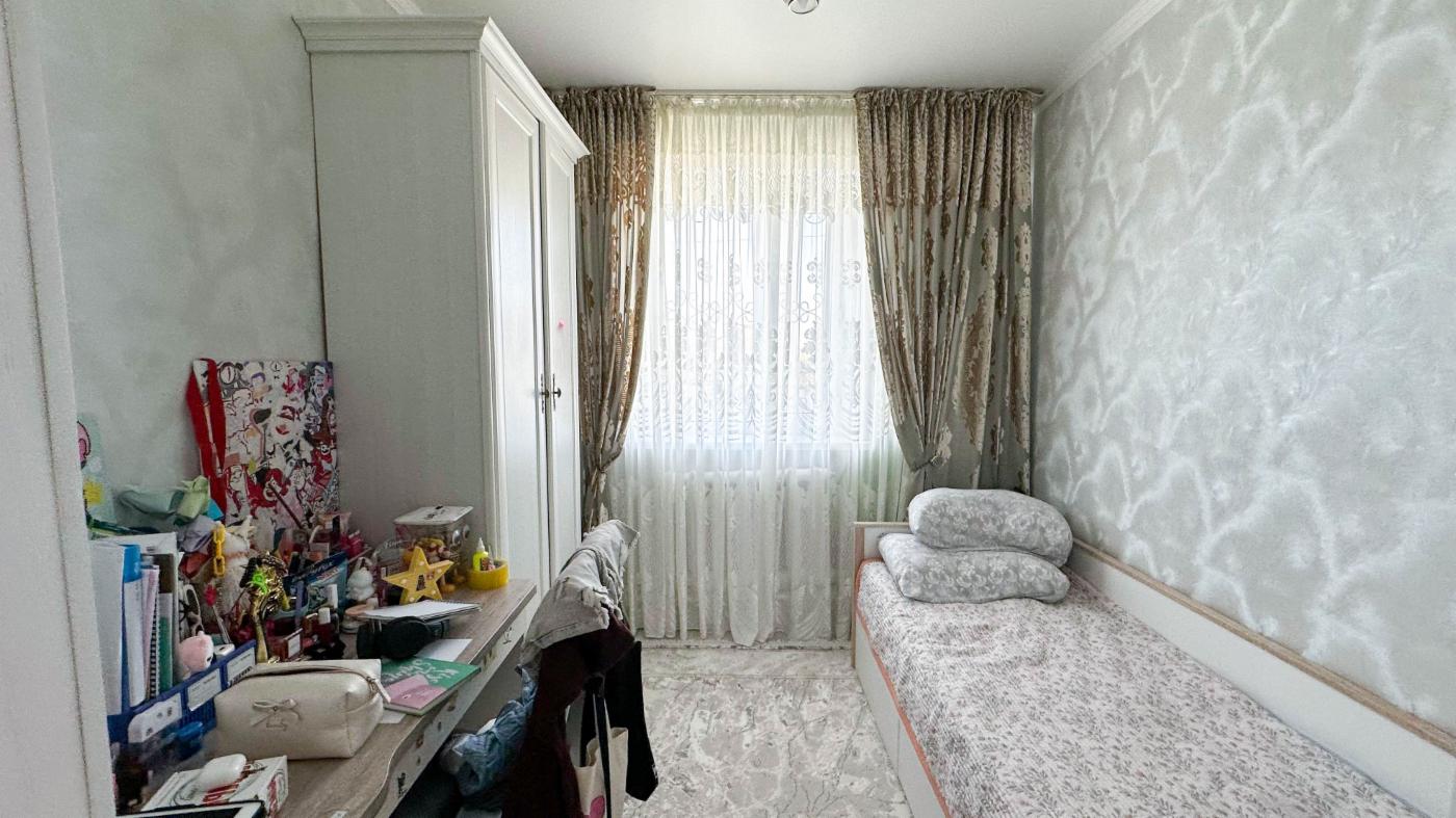 6-комнантный квартира, 130.0 м²,Виноградова за 21 000 000